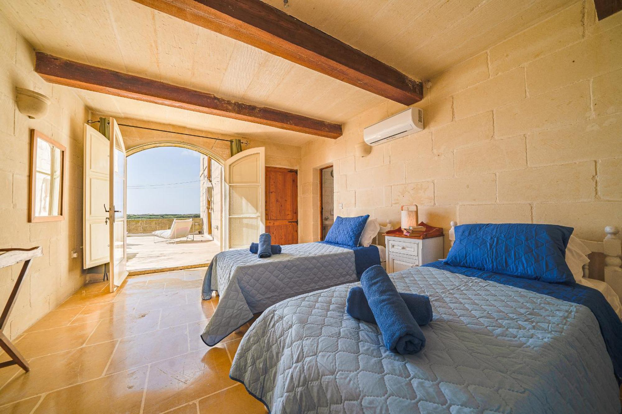 Lonza Gharb Farmhouse Extérieur photo