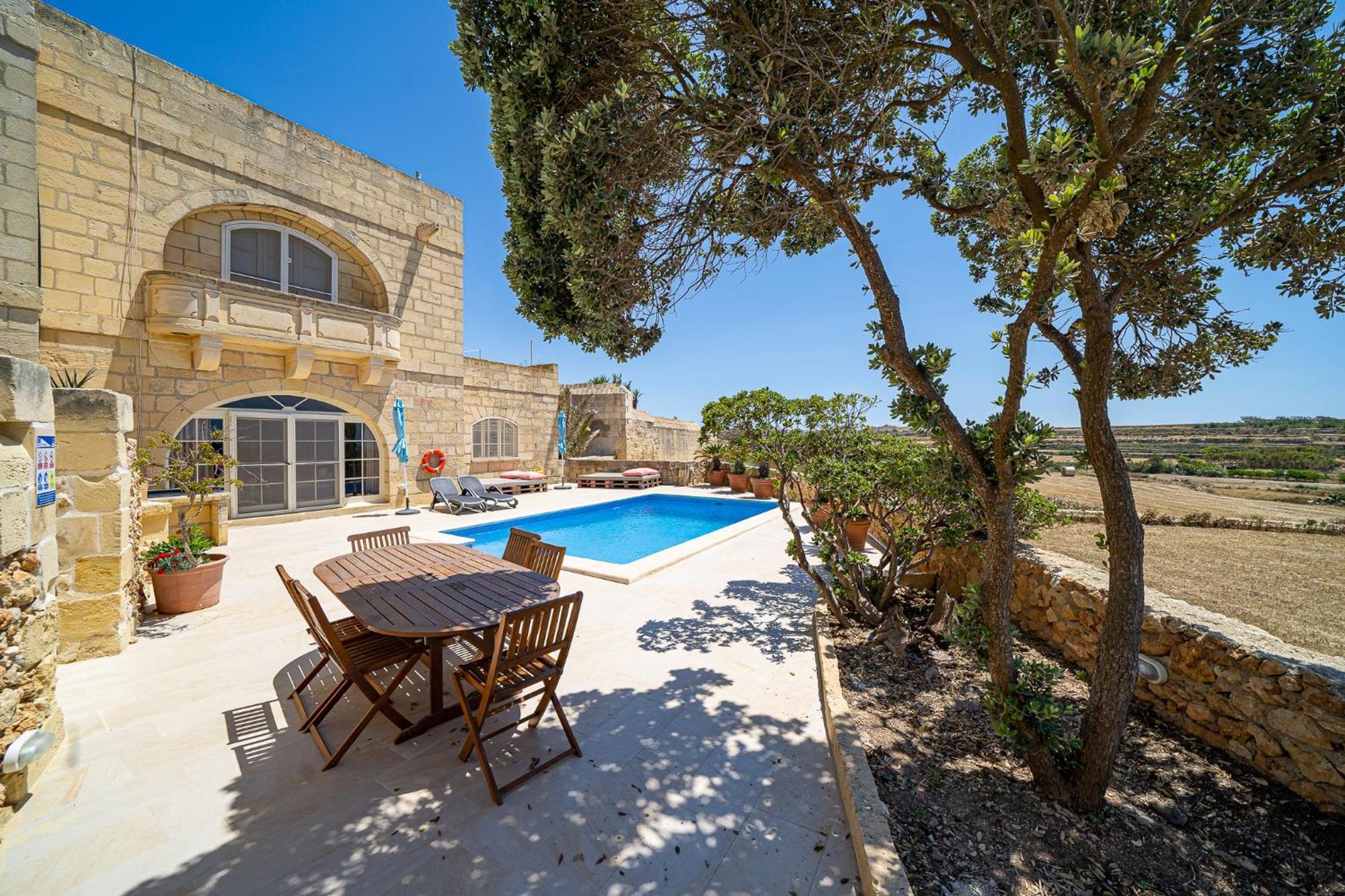 Lonza Gharb Farmhouse Extérieur photo